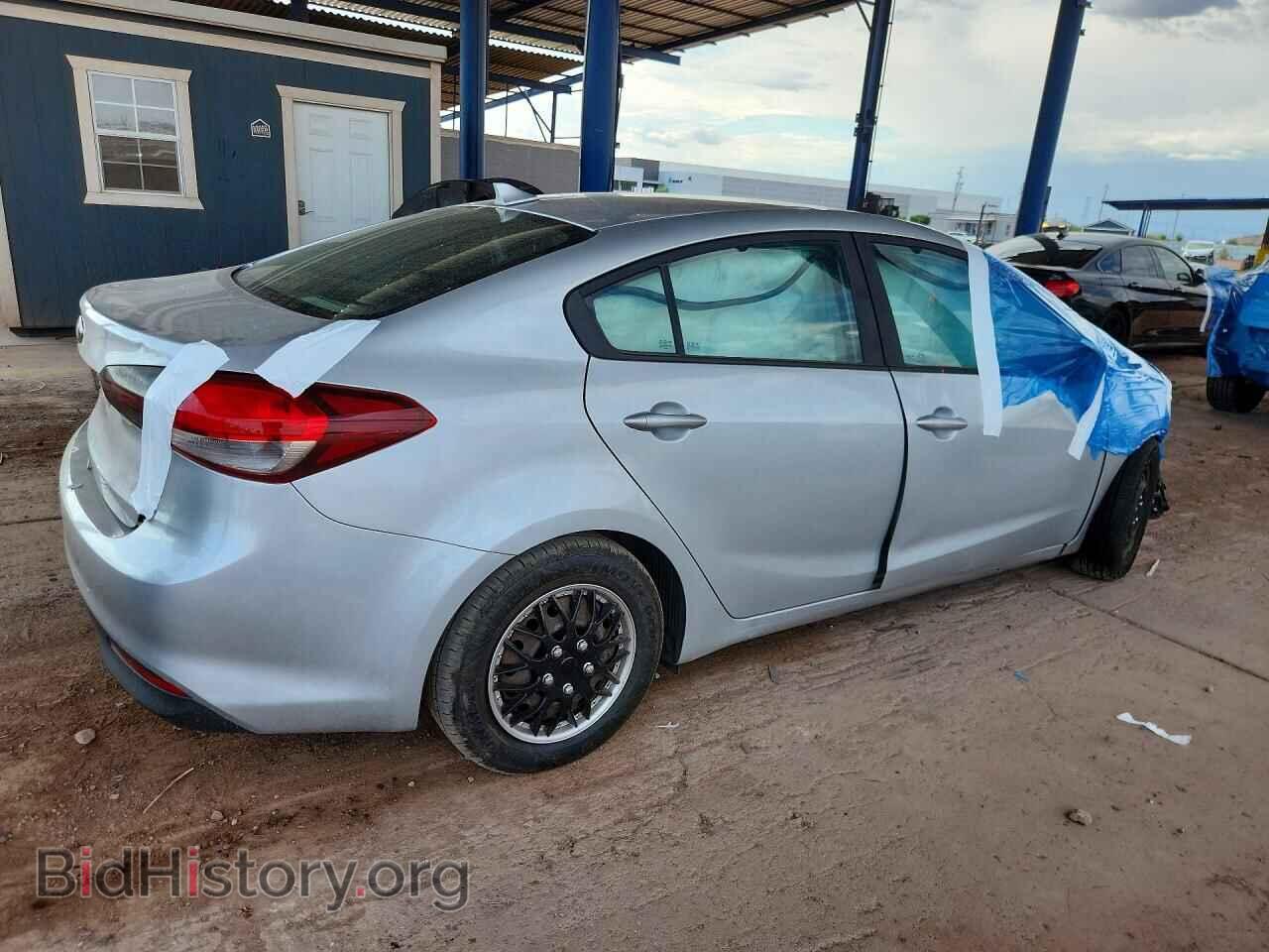 2017 KIA FORTE - VIN: 3KPFK4A74HE027597 - Фото 3