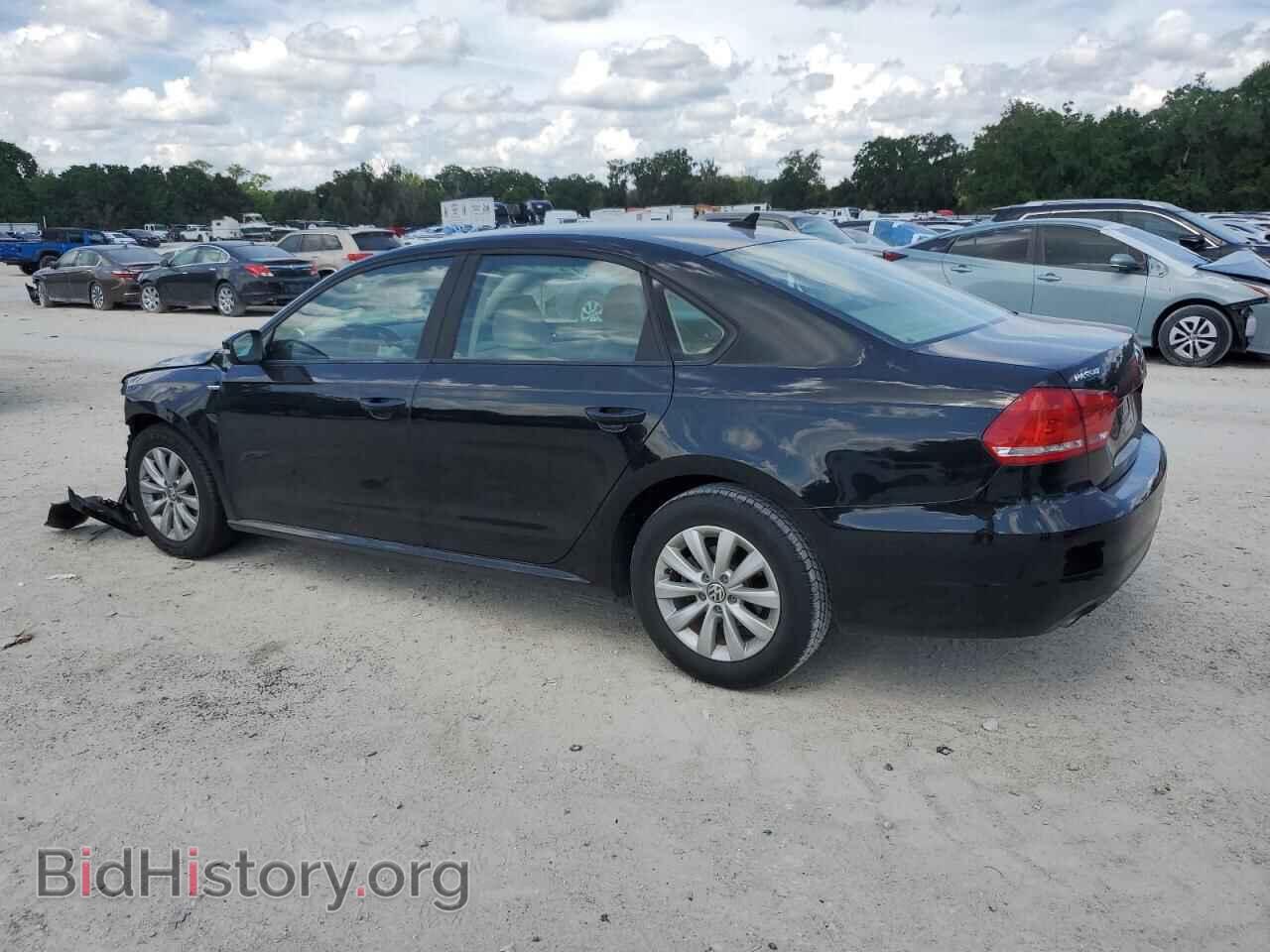 2015 VOLKSWAGEN PASSAT - VIN: 1VWAS7A30FC044570 - Фото 2