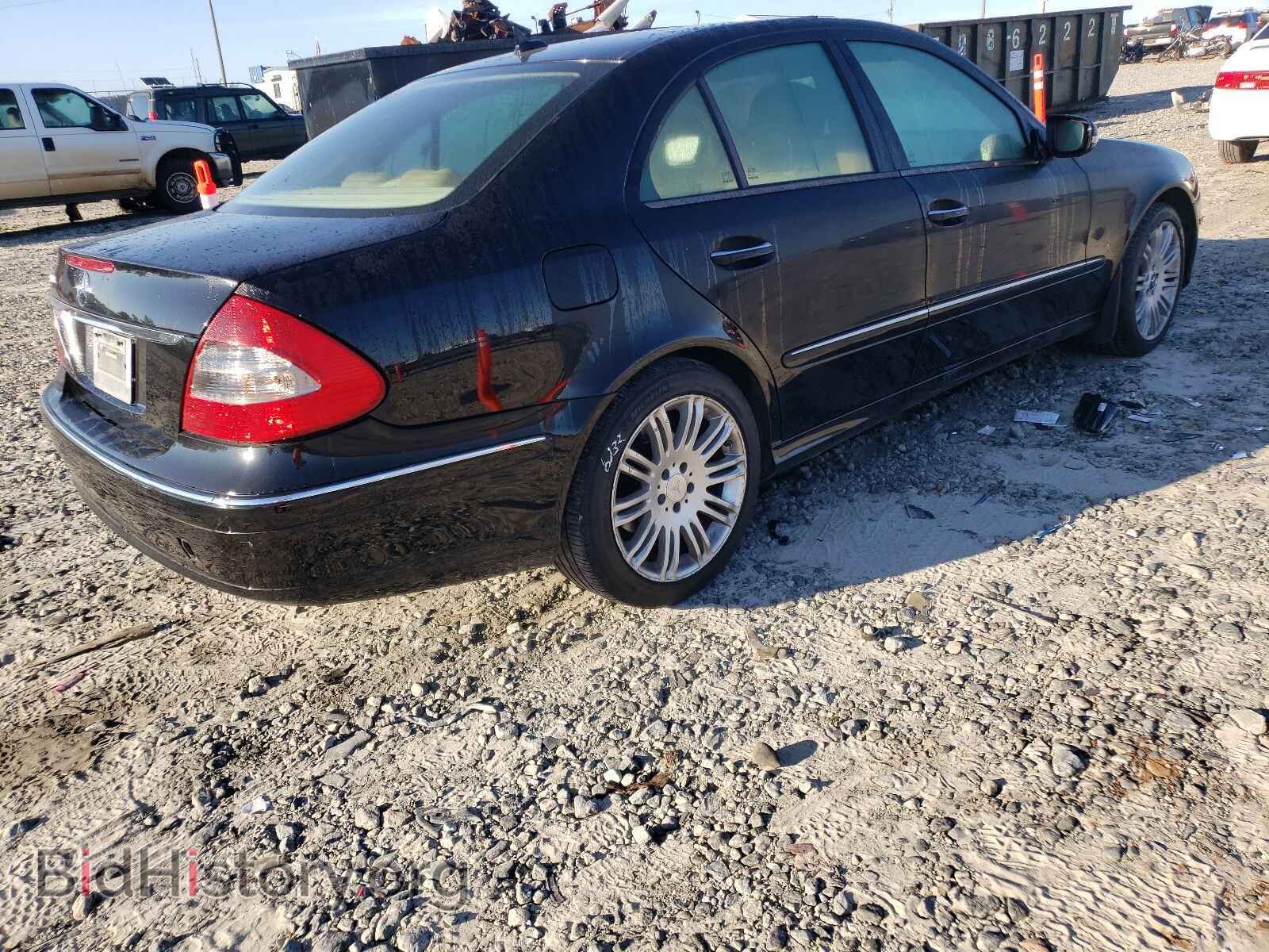 2007 MERCEDES-BENZ E-CLASS - VIN: WDBUF56X67B154050 - Фото 4