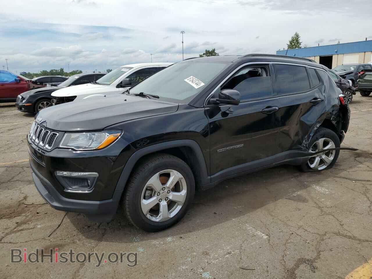 Фотография 3C4NJDBB7JT252261 - JEEP COMPASS 2018