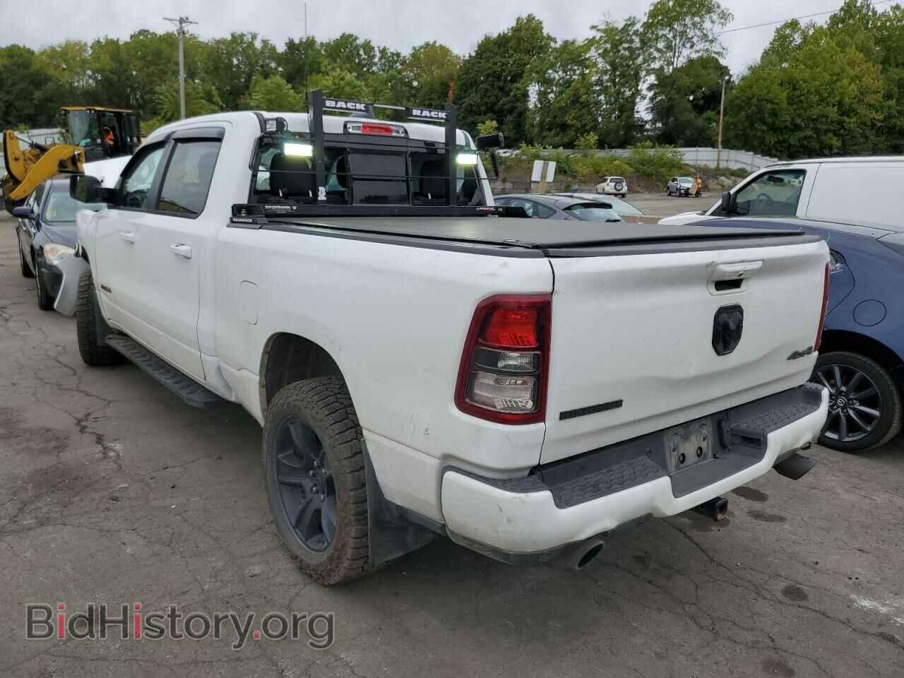 2021 RAM 1500 - VIN: 1C6SRFMT6MN602875 - Фото 3