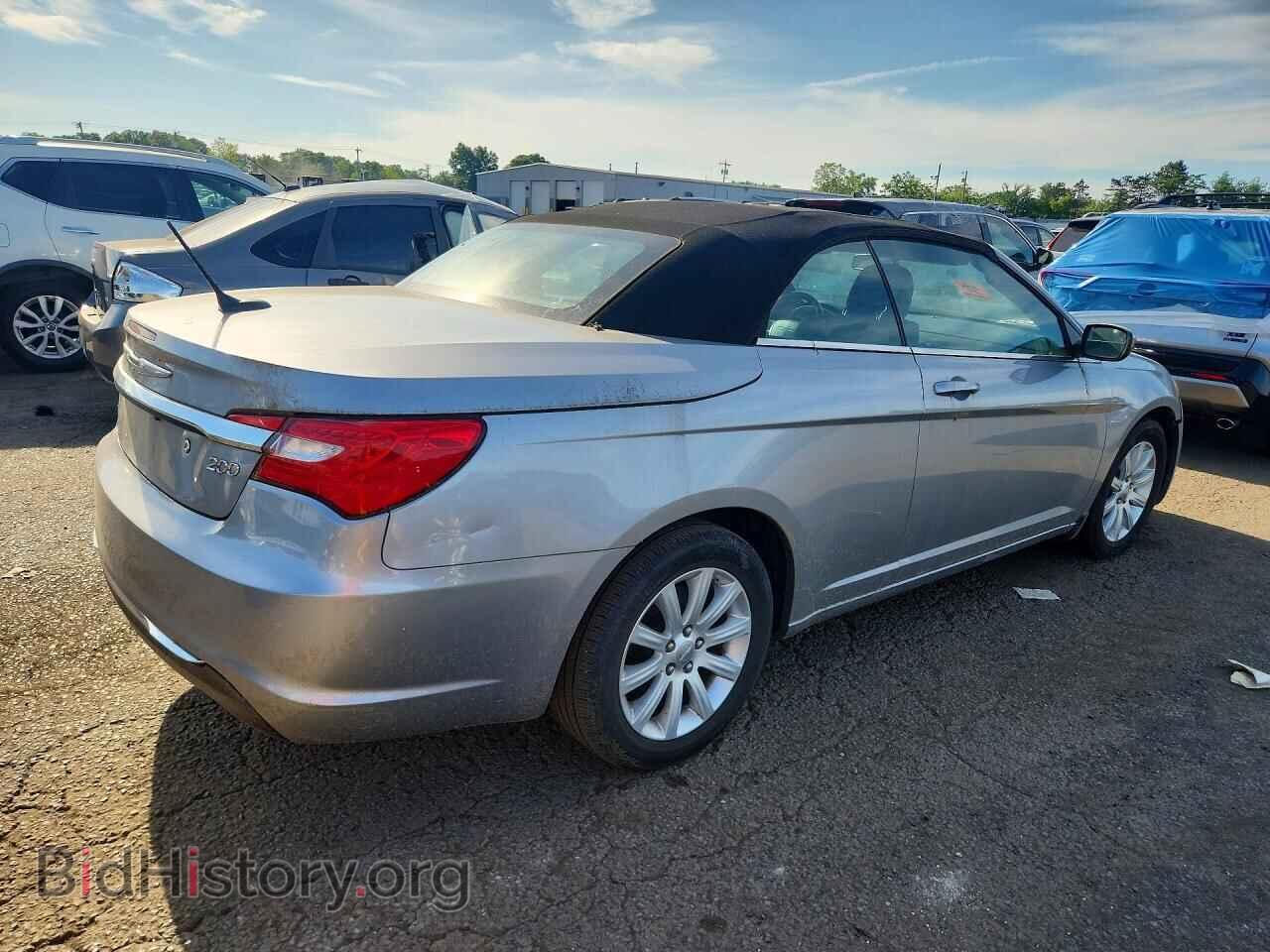 2013 CHRYSLER 200 - VIN: 1C3BCBEB1DN747321 - Photo 3