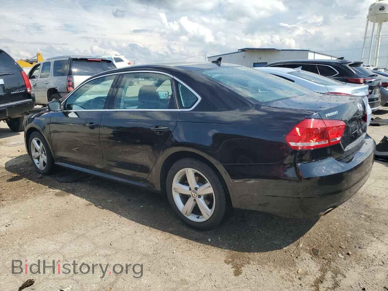 2013 VOLKSWAGEN PASSAT - VIN: 1VWBP7A30DC009742 - Фото 2