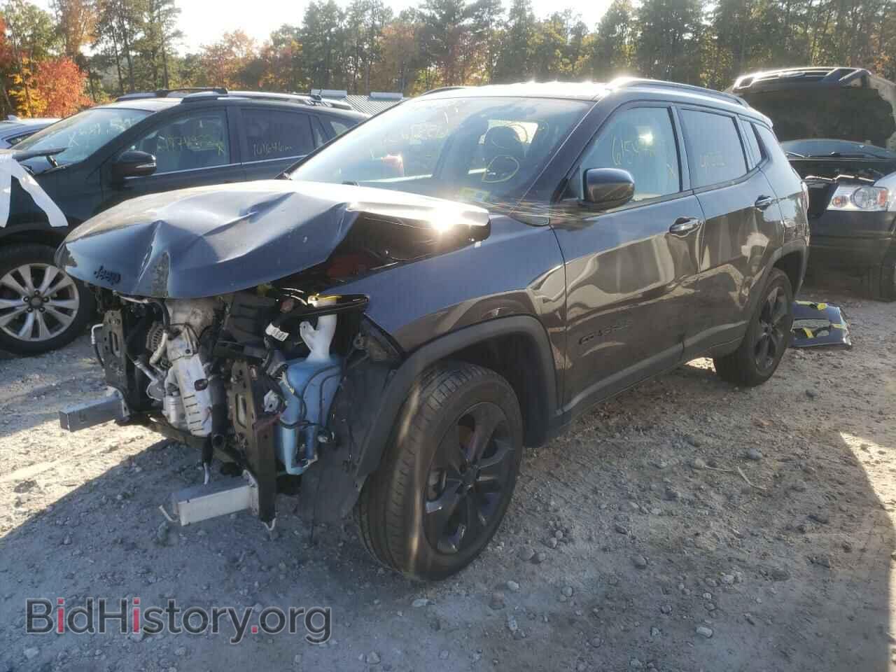 2019 JEEP COMPASS - VIN: 3C4NJDBB6KT683918 - Photo 2