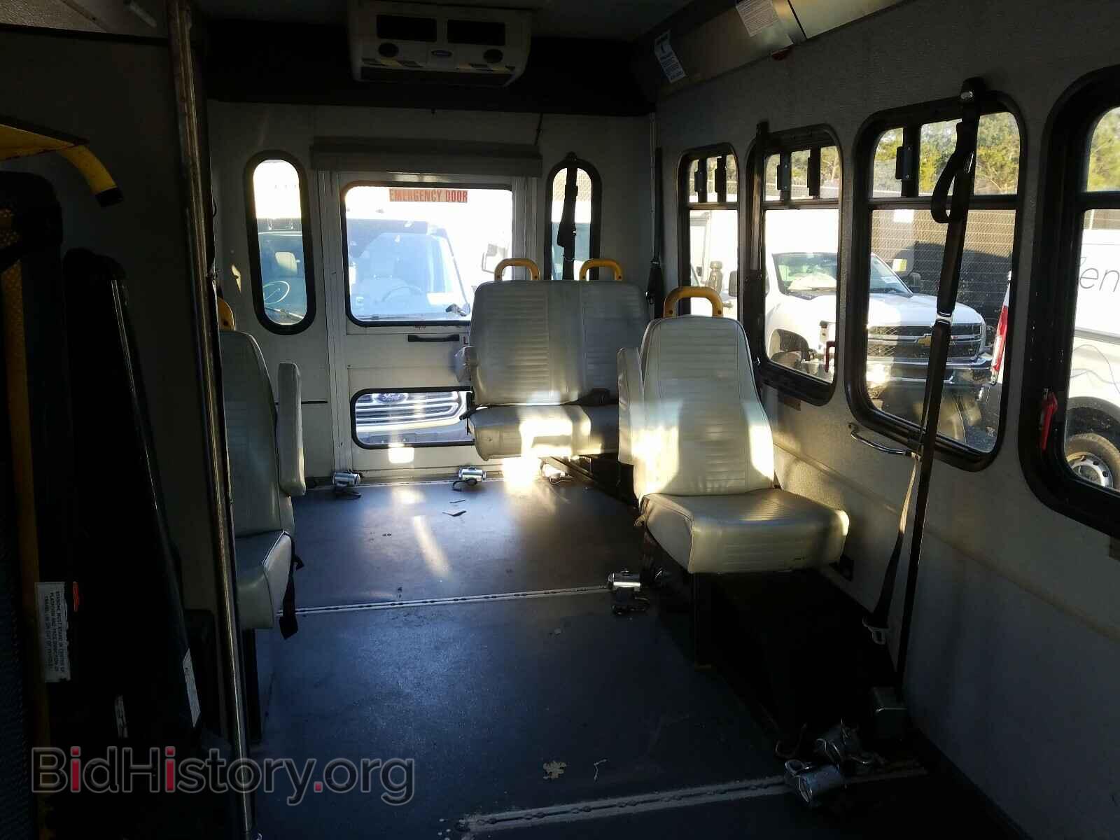 2010 FORD ECONOLINE - VIN: 1FDEE3FL8ADA23140 - Фото 6
