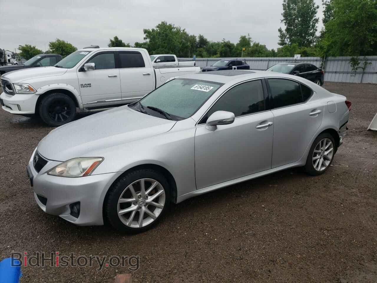 Photo JTHCF5C29B5045464 - LEXUS IS 2011