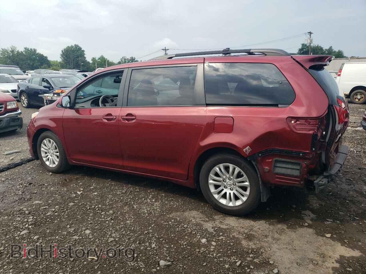 2011 TOYOTA All Models - VIN: 5TDYK3DC2BS041569 - Фото 2