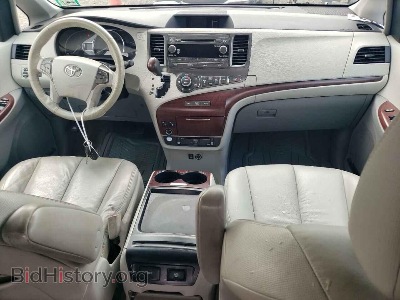 2011 TOYOTA All Models - VIN: 5TDYK3DC2BS041569 - Фото 8