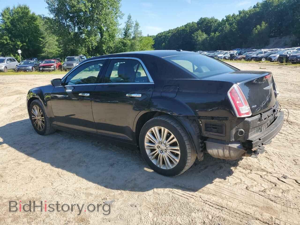 2014 CHRYSLER 300 - VIN: 2C3CCAKG9EH142195 - Фото 2