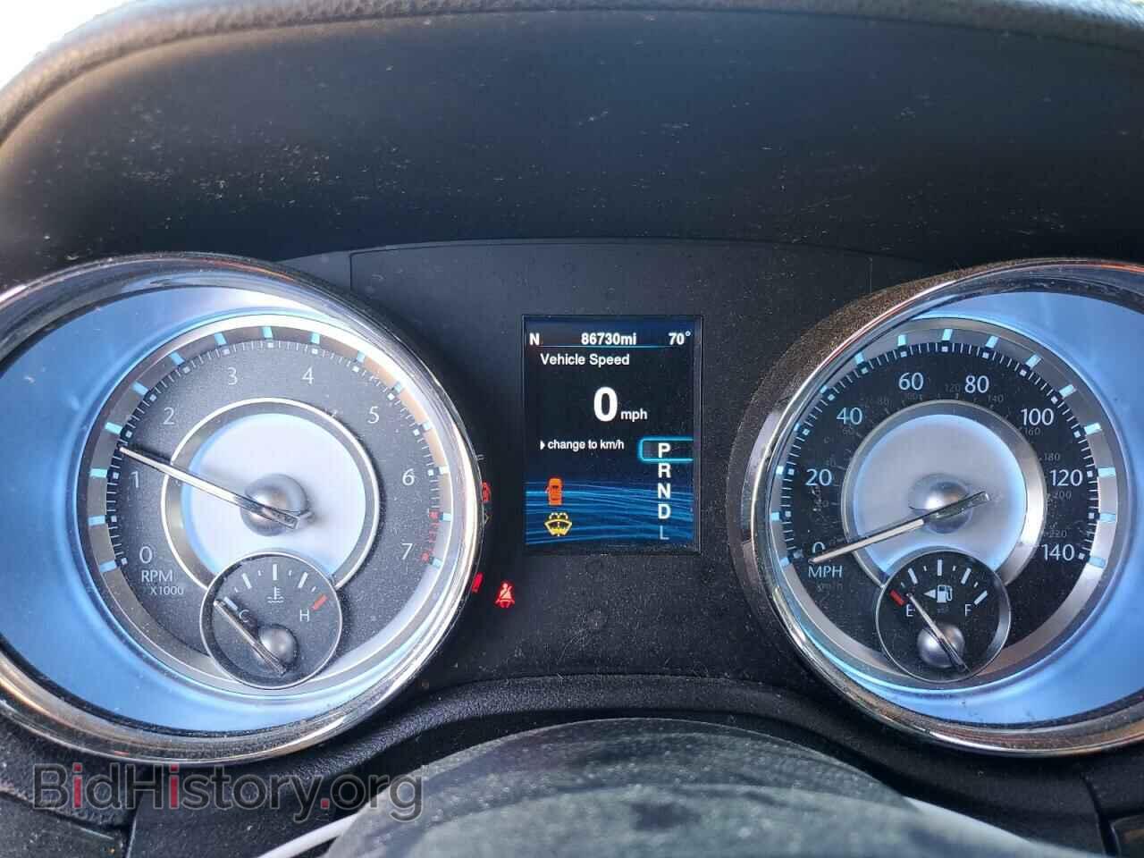 2014 CHRYSLER 300 - VIN: 2C3CCAKG9EH142195 - Фото 9