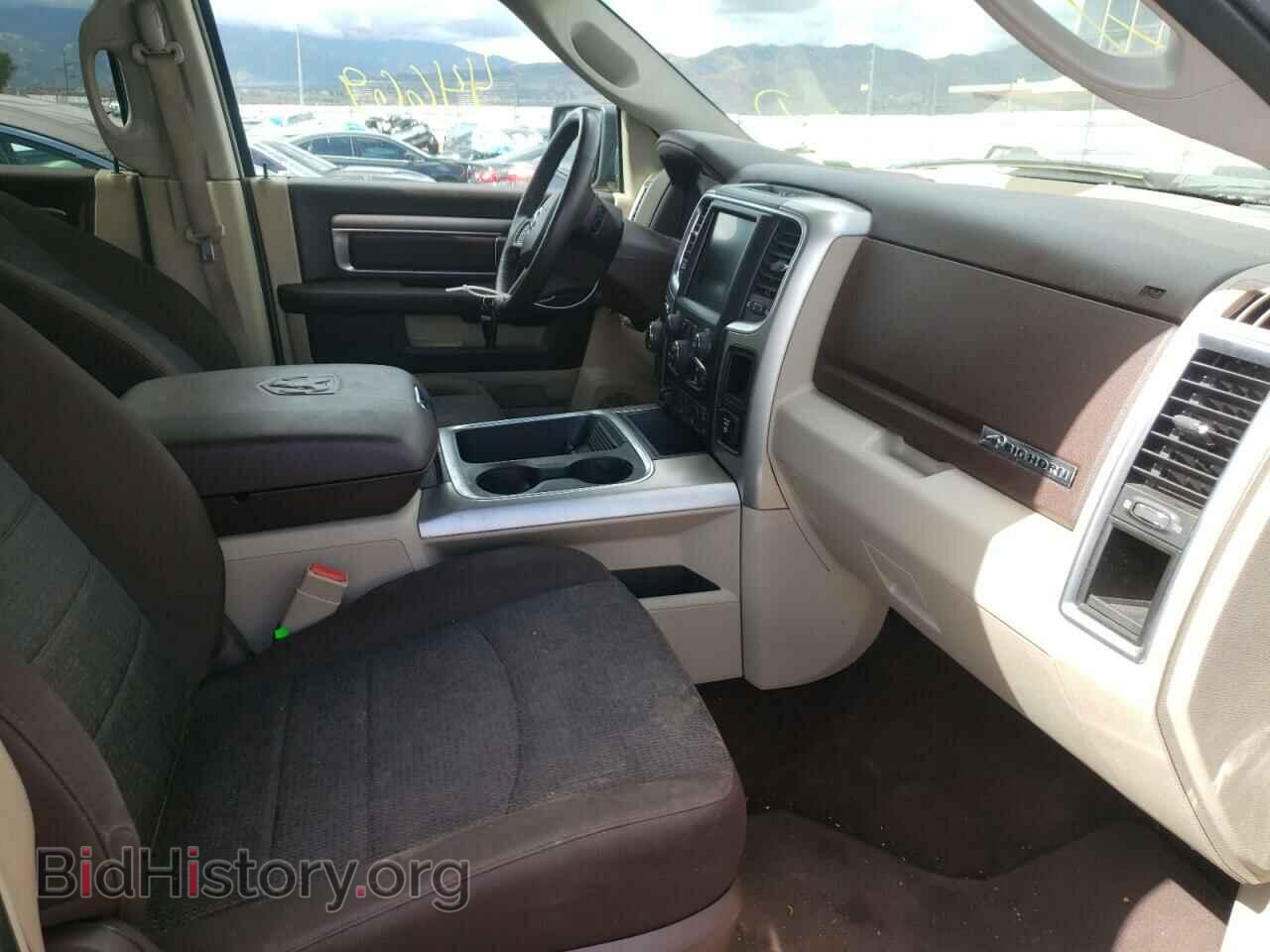 2017 RAM 1500 - VIN: 3C6RR7LT8HG524801 - Photo 5