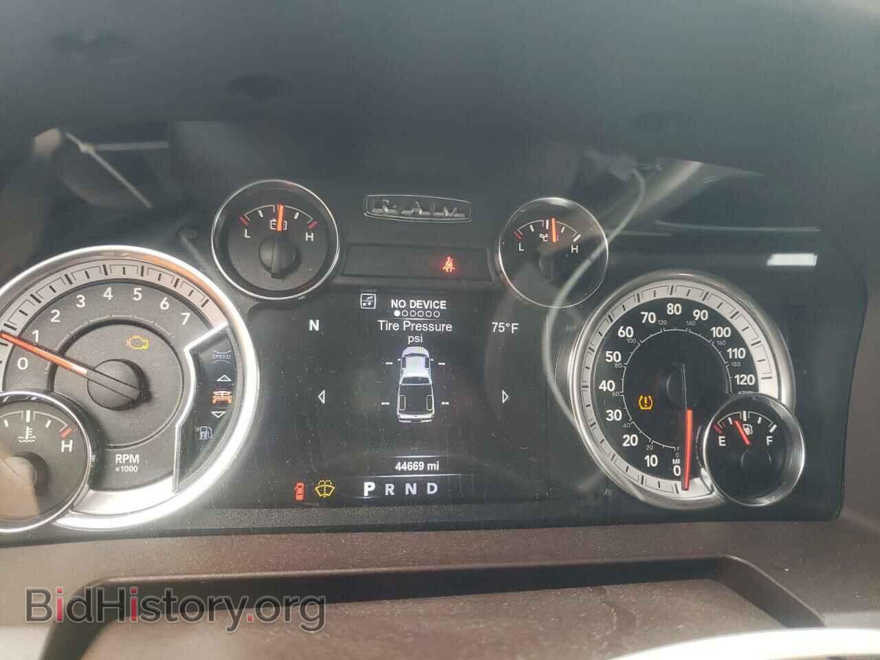 2017 RAM 1500 - VIN: 3C6RR7LT8HG524801 - Photo 8