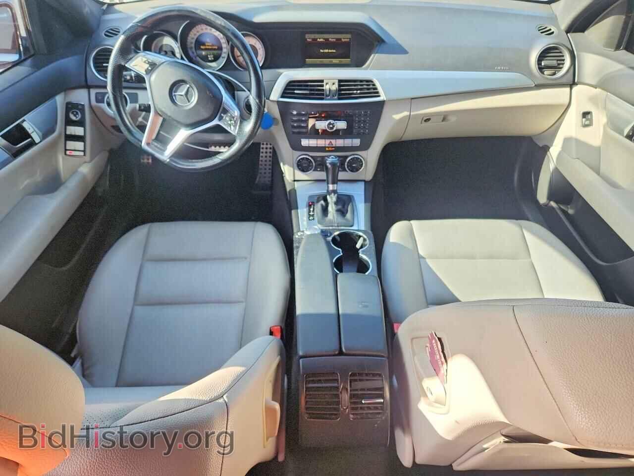 2014 MERCEDES-BENZ C-CLASS - VIN: WDDGF4HB1EA960414 - Фото 8