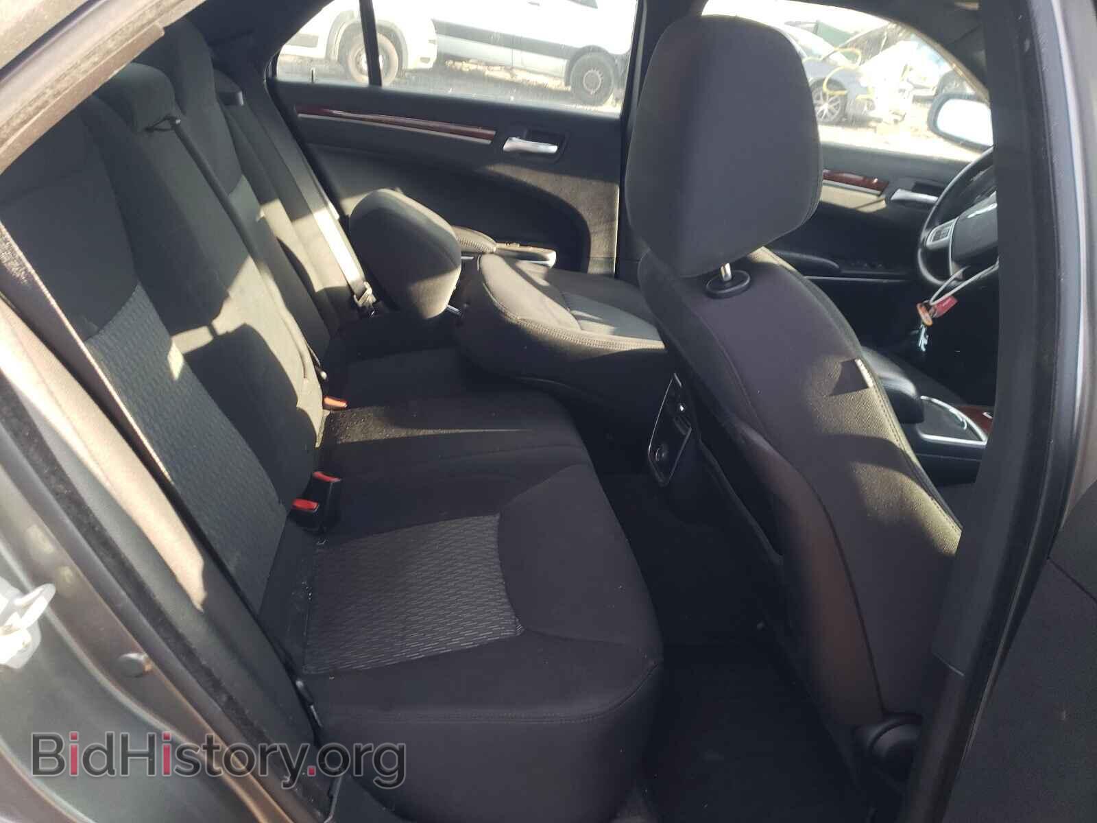 2012 CHRYSLER 300 - VIN: 2C3CCAAG3CH209808 - Фото 6