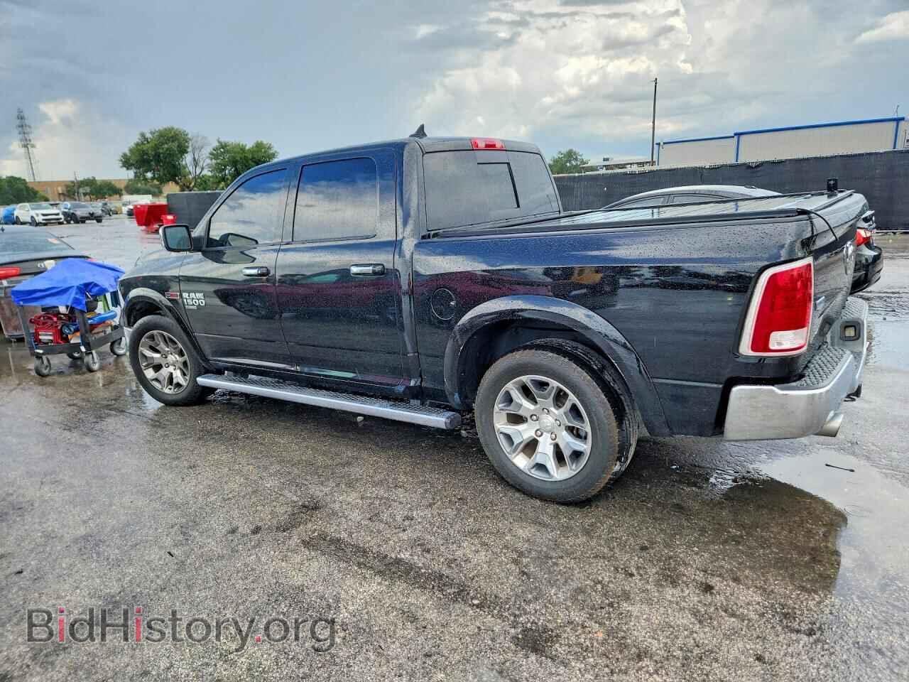 2019 RAM 1500 - VIN: 1C6RR6NM7KS702116 - Фото 2
