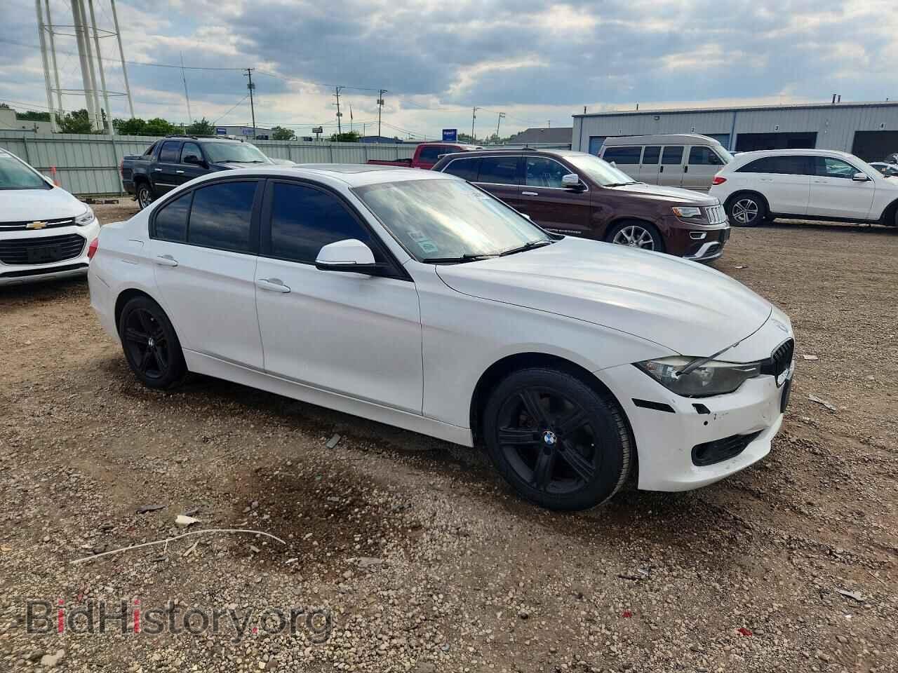 2014 BMW 3 SERIES - VIN: WBA3B5C55EP652572 - Фото 4