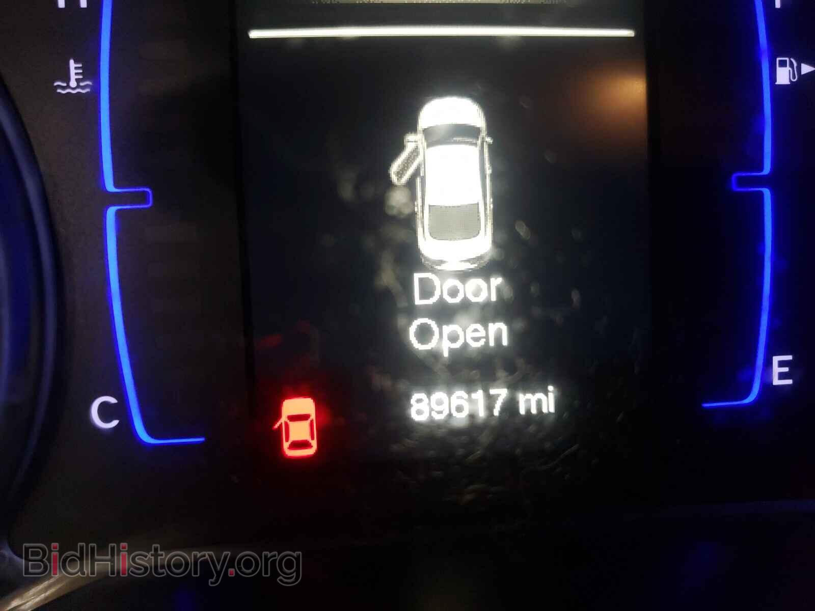 2016 CHRYSLER 200 - VIN: 1C3CCCAB5GN161984 - Фото 8