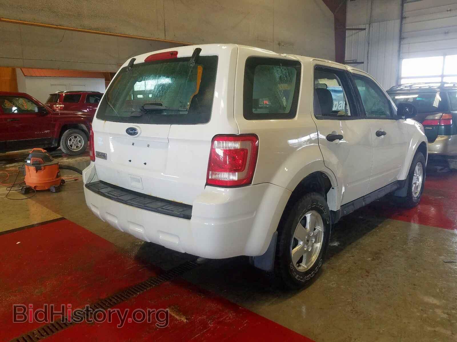 2011 FORD ESCAPE - VIN: 1FMCU0C74BKC28788 - Фото 4
