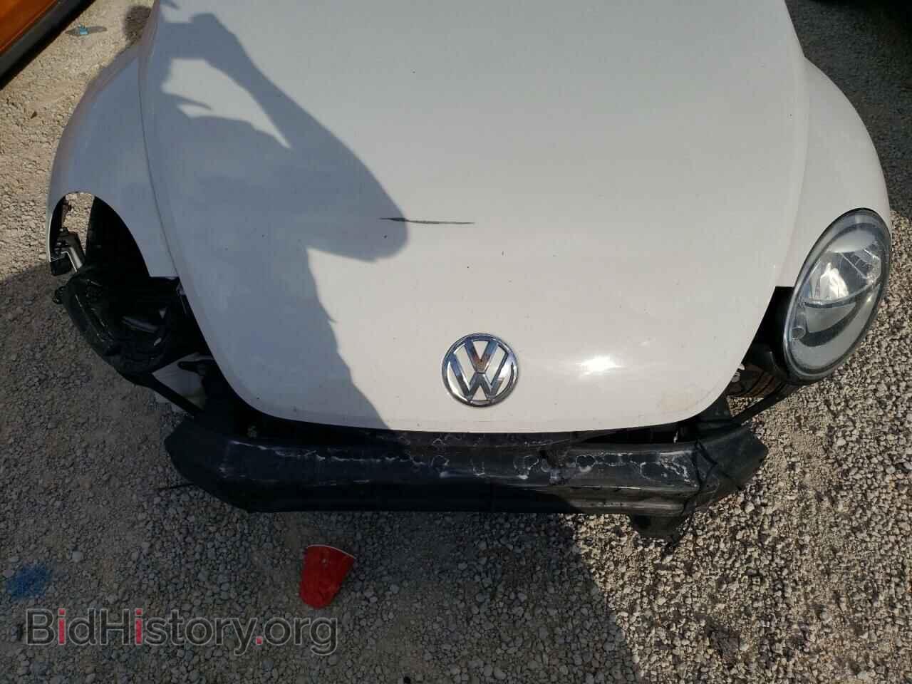 2014 VOLKSWAGEN BEETLE - VIN: 3VWFP7AT7EM602788 - Фото 9