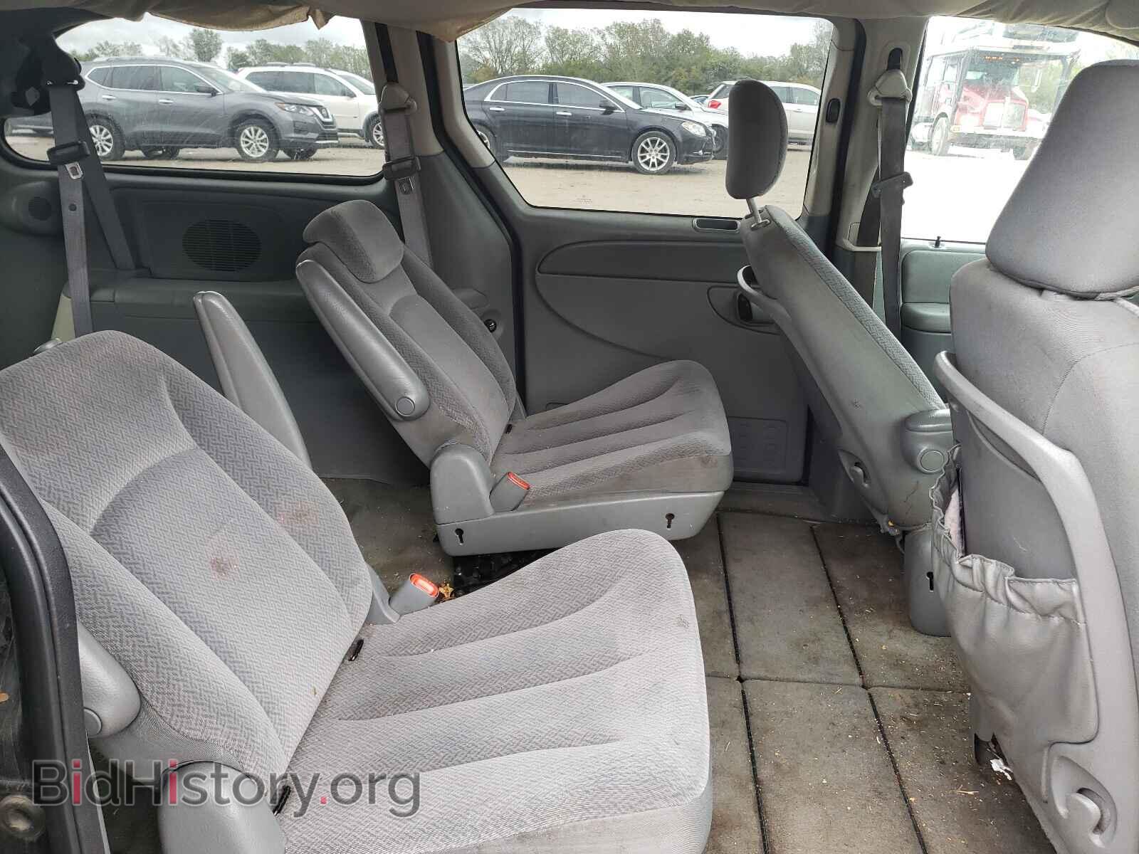 2006 CHRYSLER MINIVAN - VIN: 2A4GP44R06R683885 - Фото 6