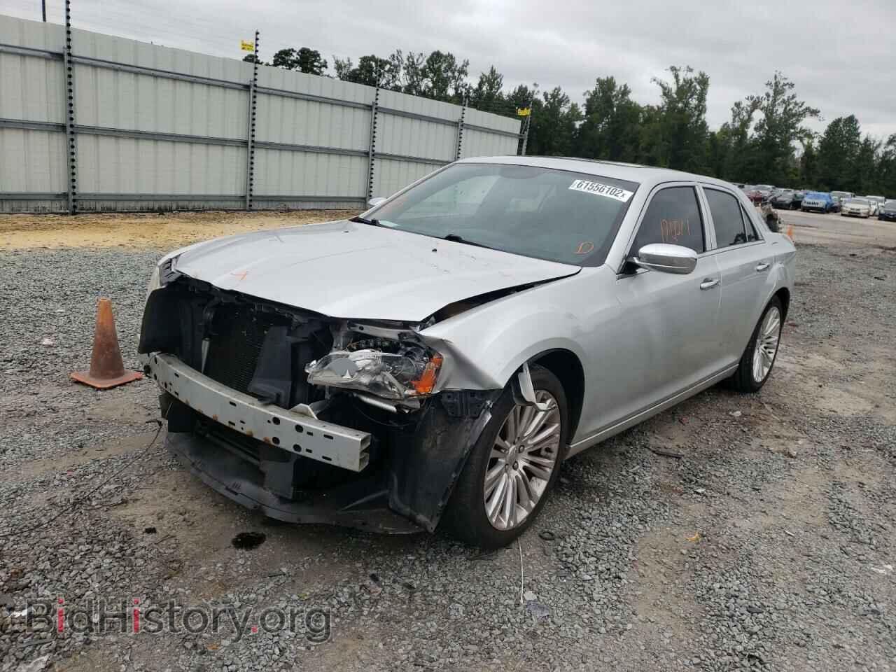2011 CHRYSLER 300 - VIN: 2C3CA5CG1BH614509 - Фото 2