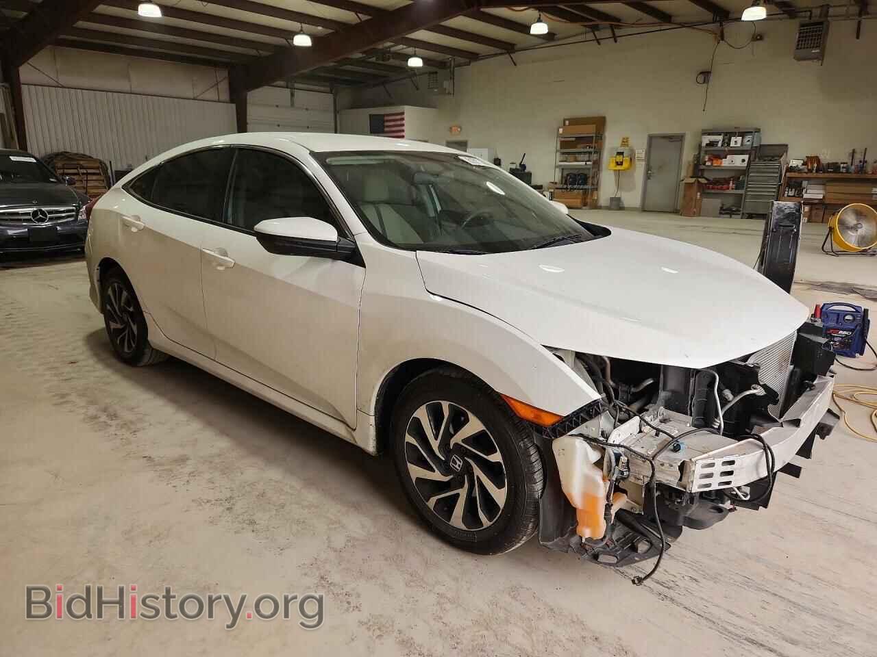 2018 HONDA CIVIC - VIN: 2HGFC2F56JH504521 - Фото 4