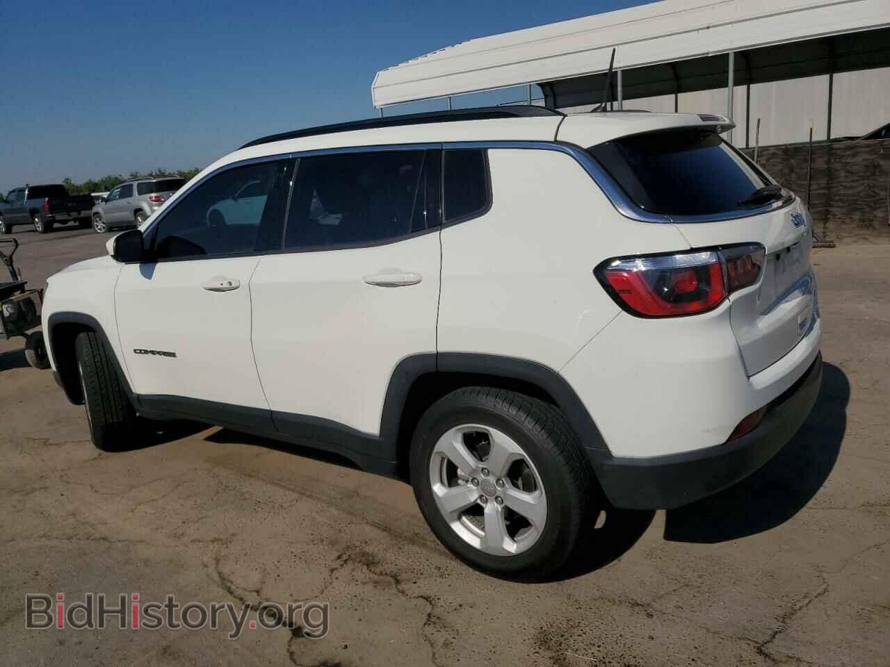 2018 JEEP COMPASS - VIN: 3C4NJCBB0JT441277 - Фото 2