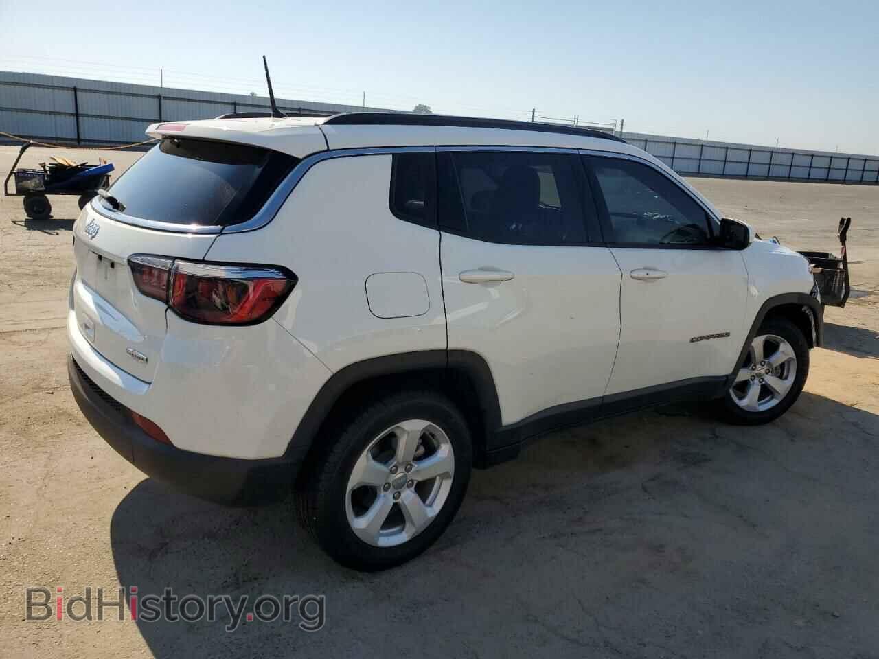 2018 JEEP COMPASS - VIN: 3C4NJCBB0JT441277 - Фото 3