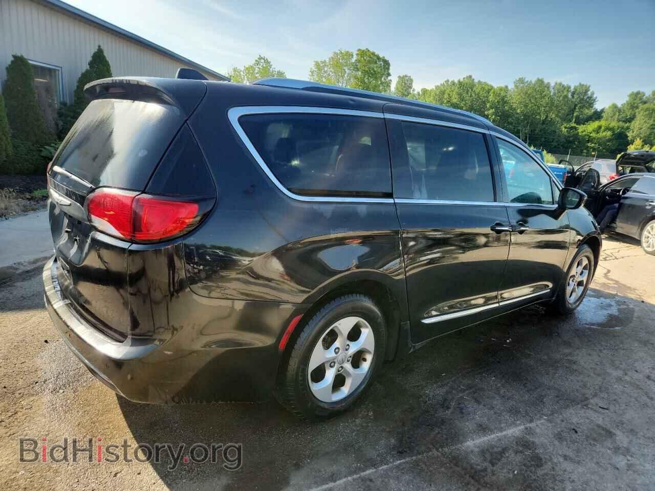 2017 CHRYSLER PACIFICA - VIN: 2C4RC1EG7HR708757 - Photo 3