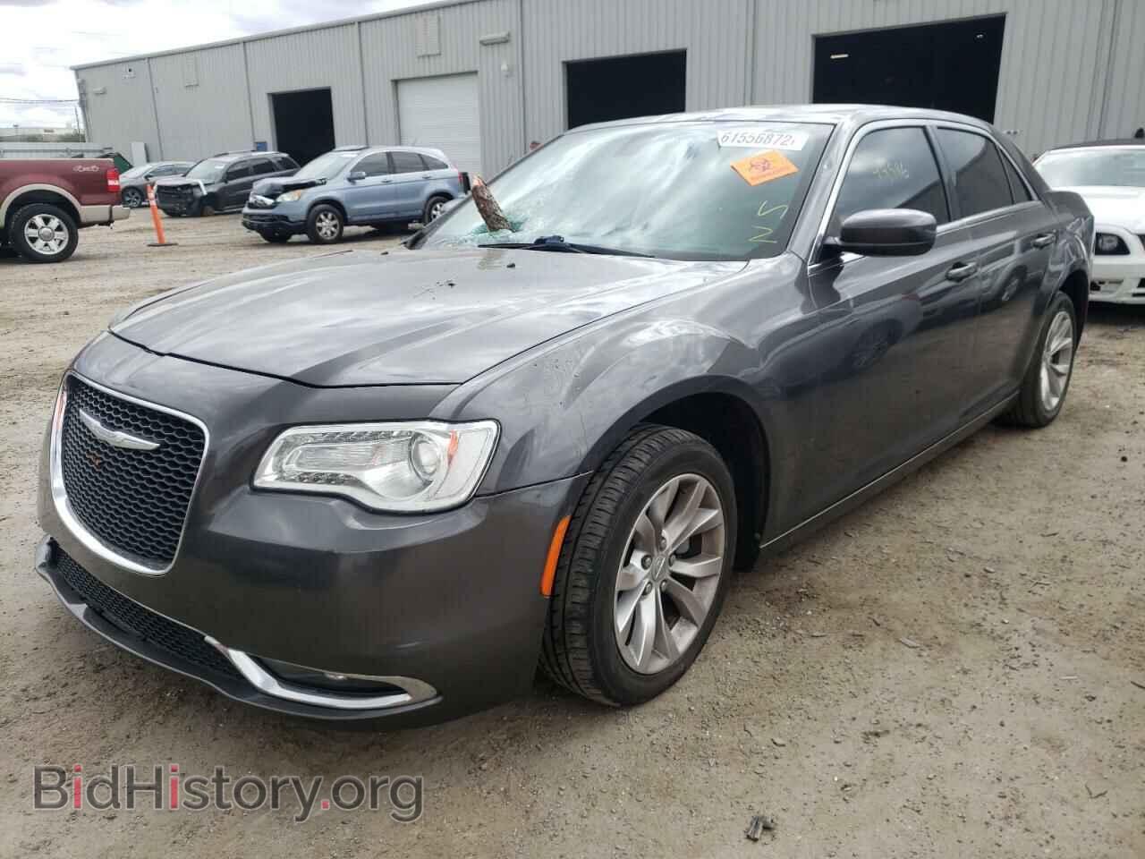 2016 CHRYSLER 300 - VIN: 2C3CCAAG4GH134851 - Фото 2