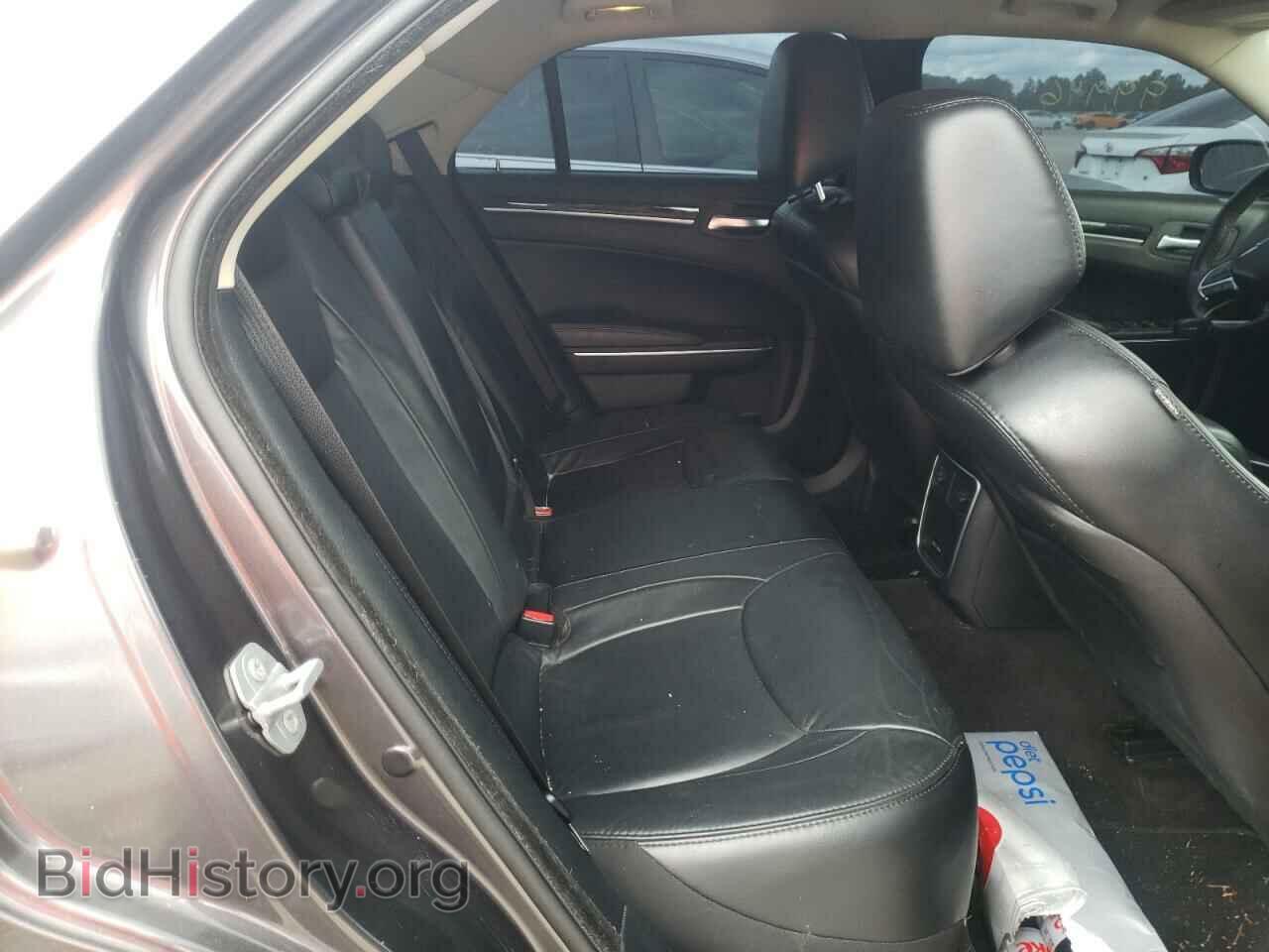 2016 CHRYSLER 300 - VIN: 2C3CCAAG4GH134851 - Фото 6