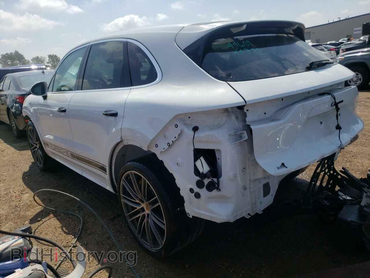 2021 PORSCHE CAYENNE - VIN: WP1AA2AY4MDA04809 - Фото 2