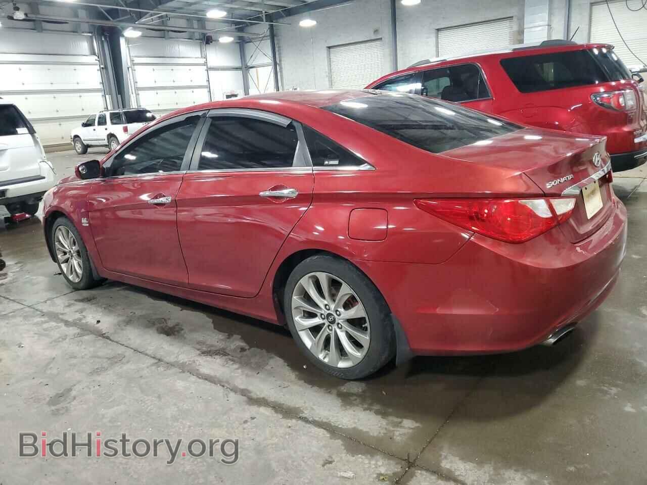 2013 HYUNDAI SONATA - VIN: 5NPEC4AC8DH593886 - Фото 2