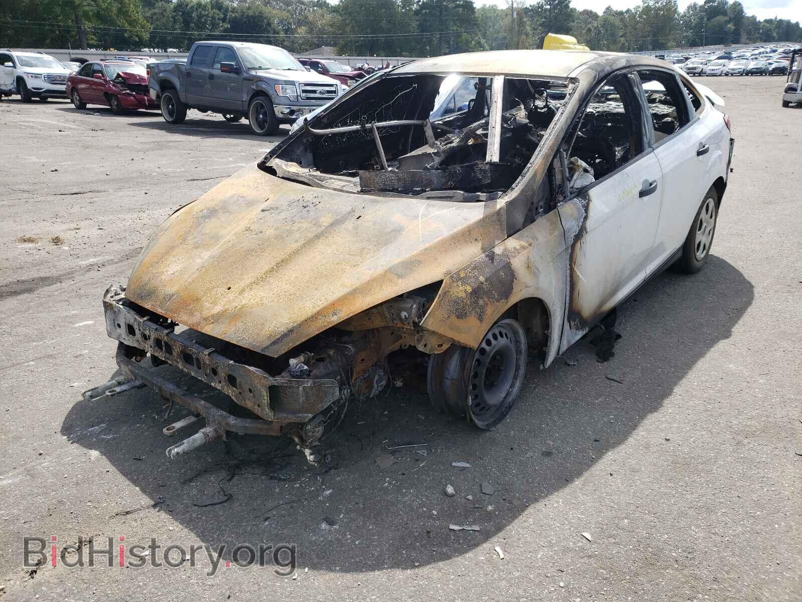 2017 FORD FOCUS - VIN: 1FADP3E28HL326847 - Фото 2
