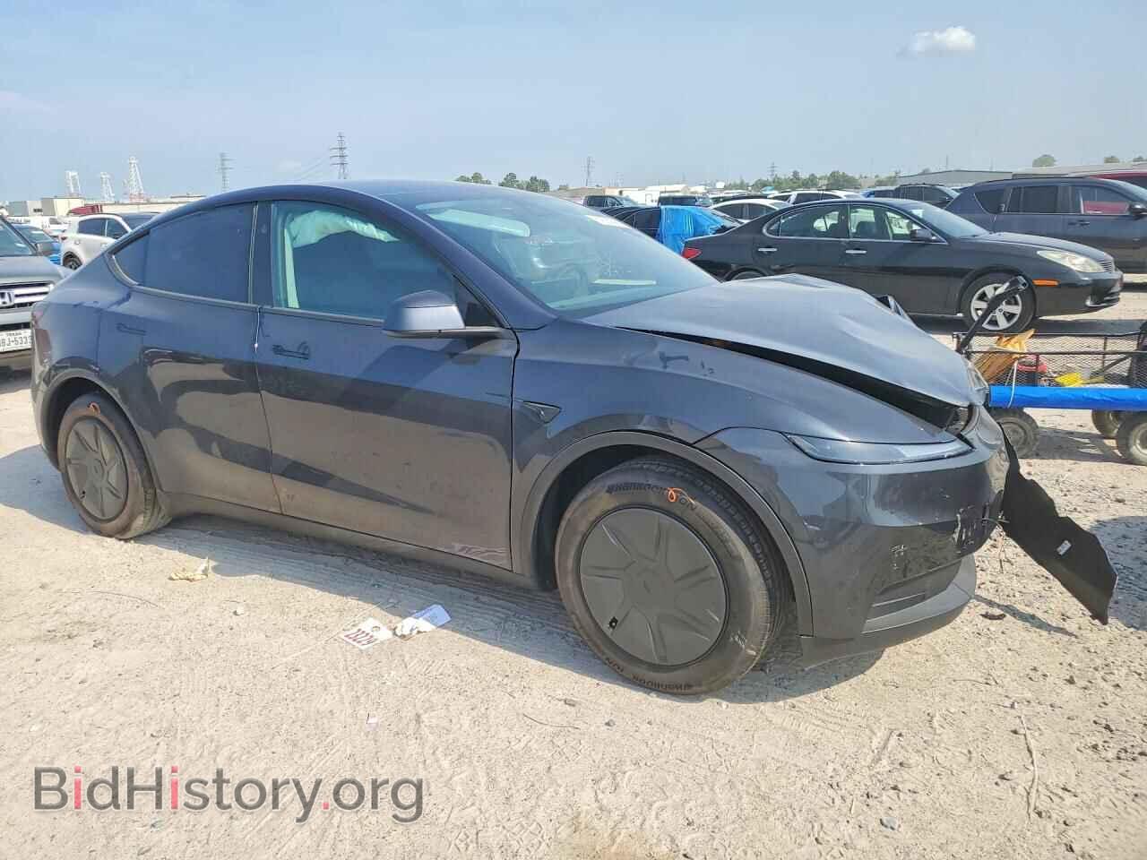 2026 TESLA MODEL Y - VIN: 7SAYGDED9TA699460 - Photo 4