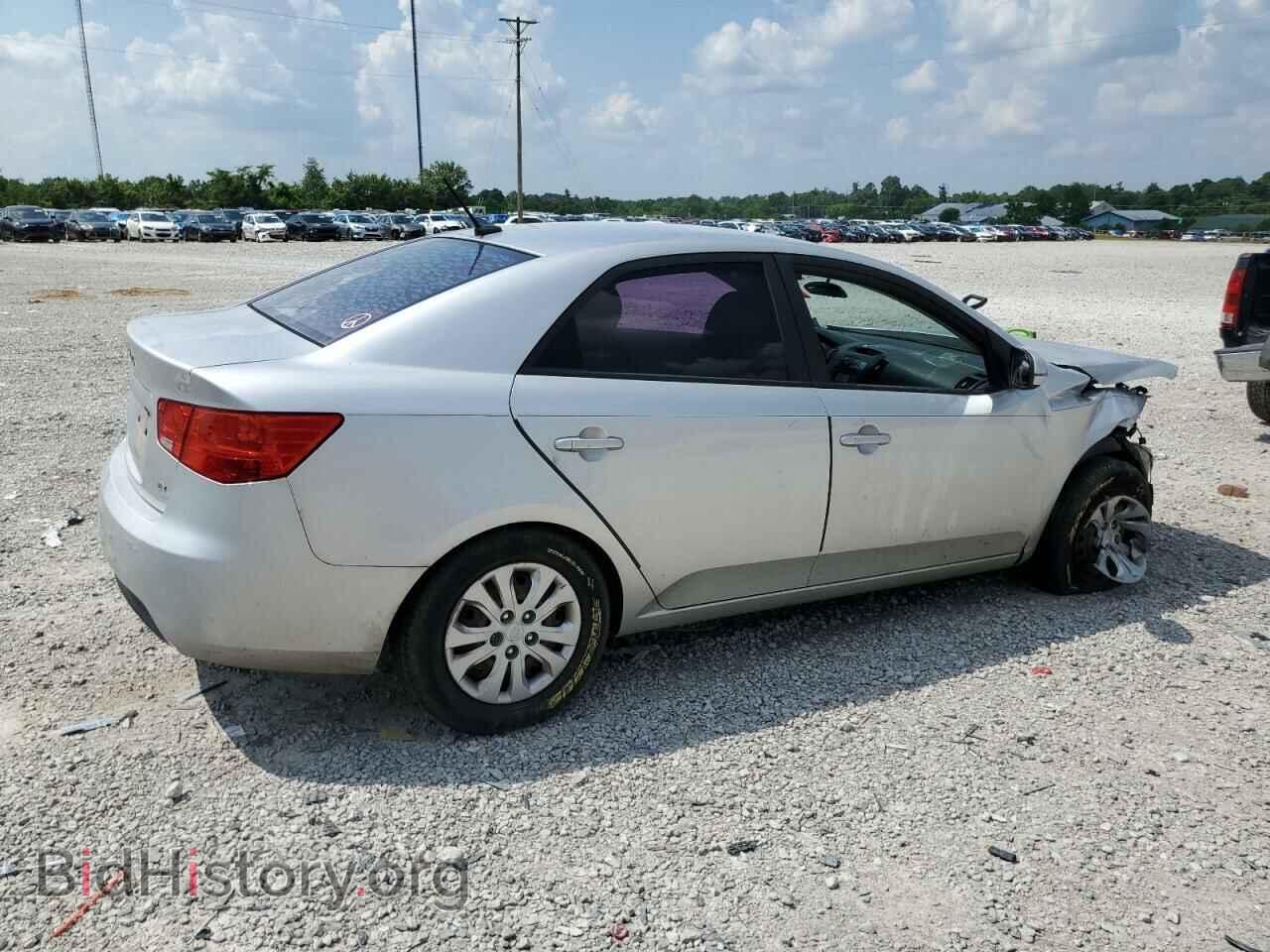 2011 KIA FORTE - VIN: KNAFU4A29B5408943 - Фото 3
