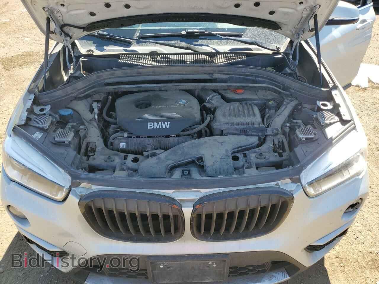 2017 BMW X1 - VIN: WBXHT3C34H5F73022 - Фото 11