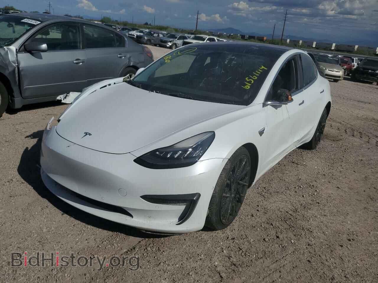 Фотография 5YJ3E1EB0JF088954 - TESLA MODEL 3 2018