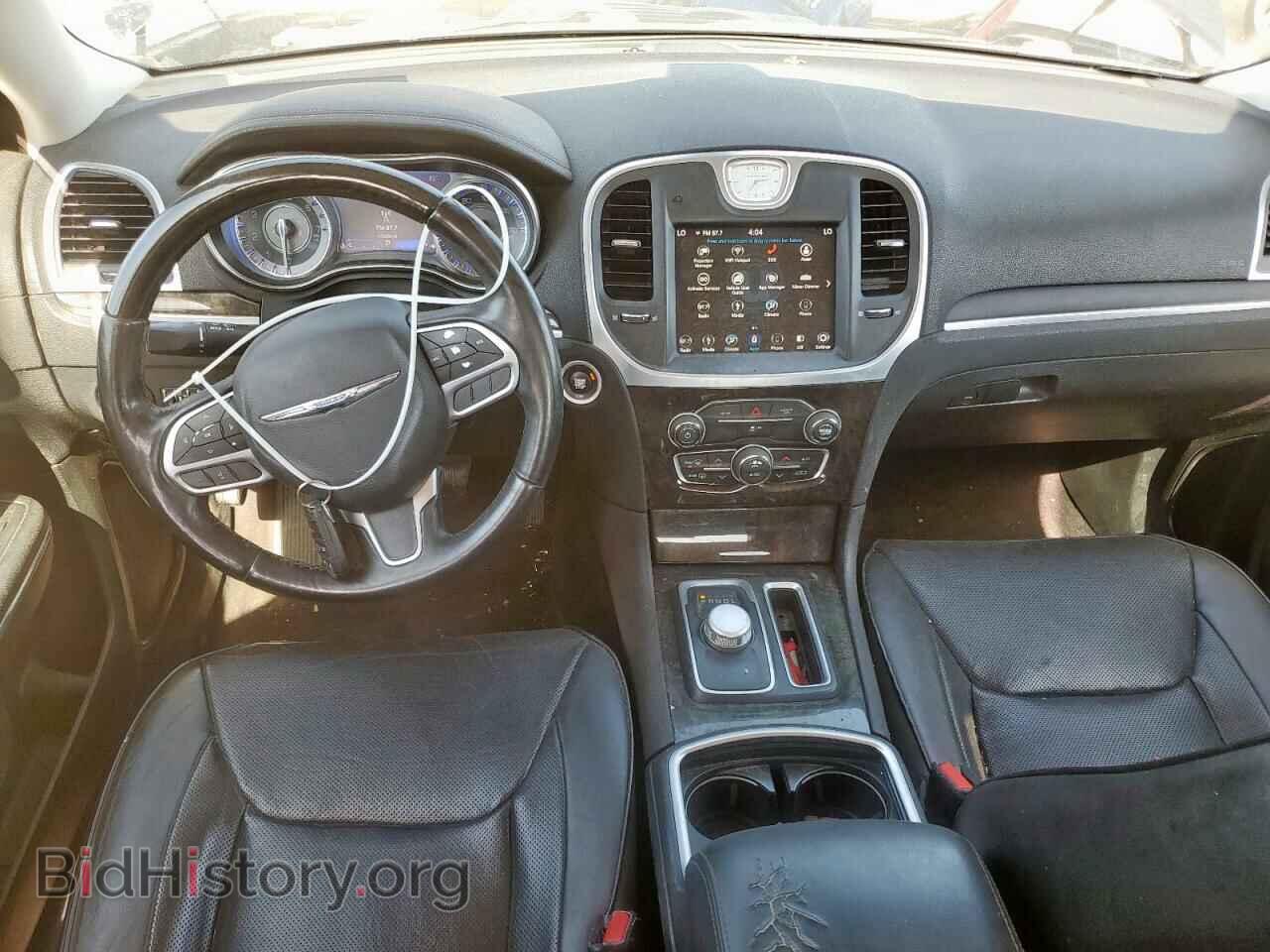 2019 CHRYSLER 300 - VIN: 2C3CCAEG2KH536497 - Фото 8