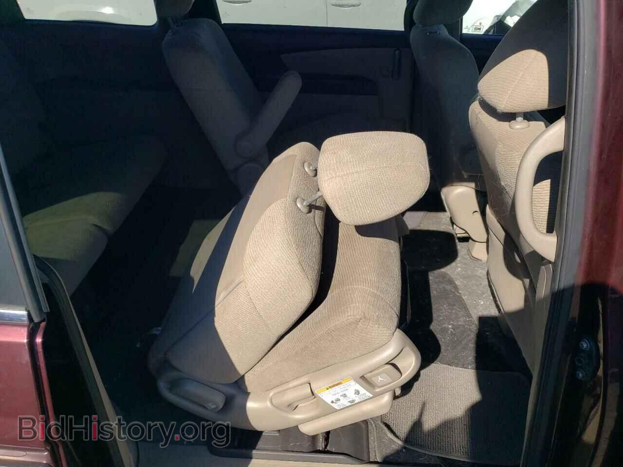 2011 HONDA All Models - VIN: 5FNRL5H20BB014440 - Фото 11