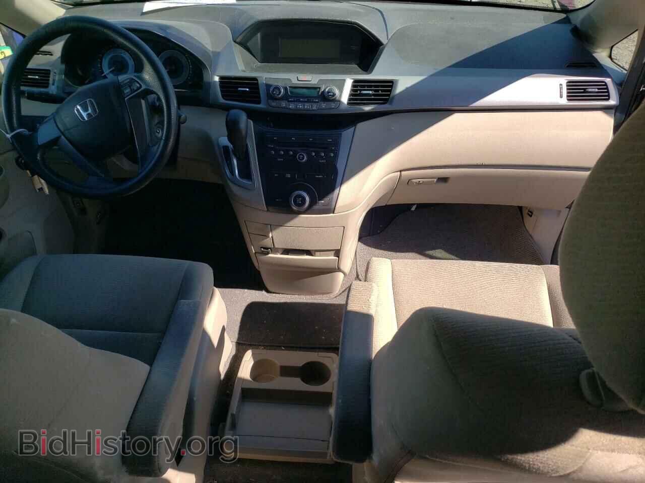 2011 HONDA All Models - VIN: 5FNRL5H20BB014440 - Фото 8