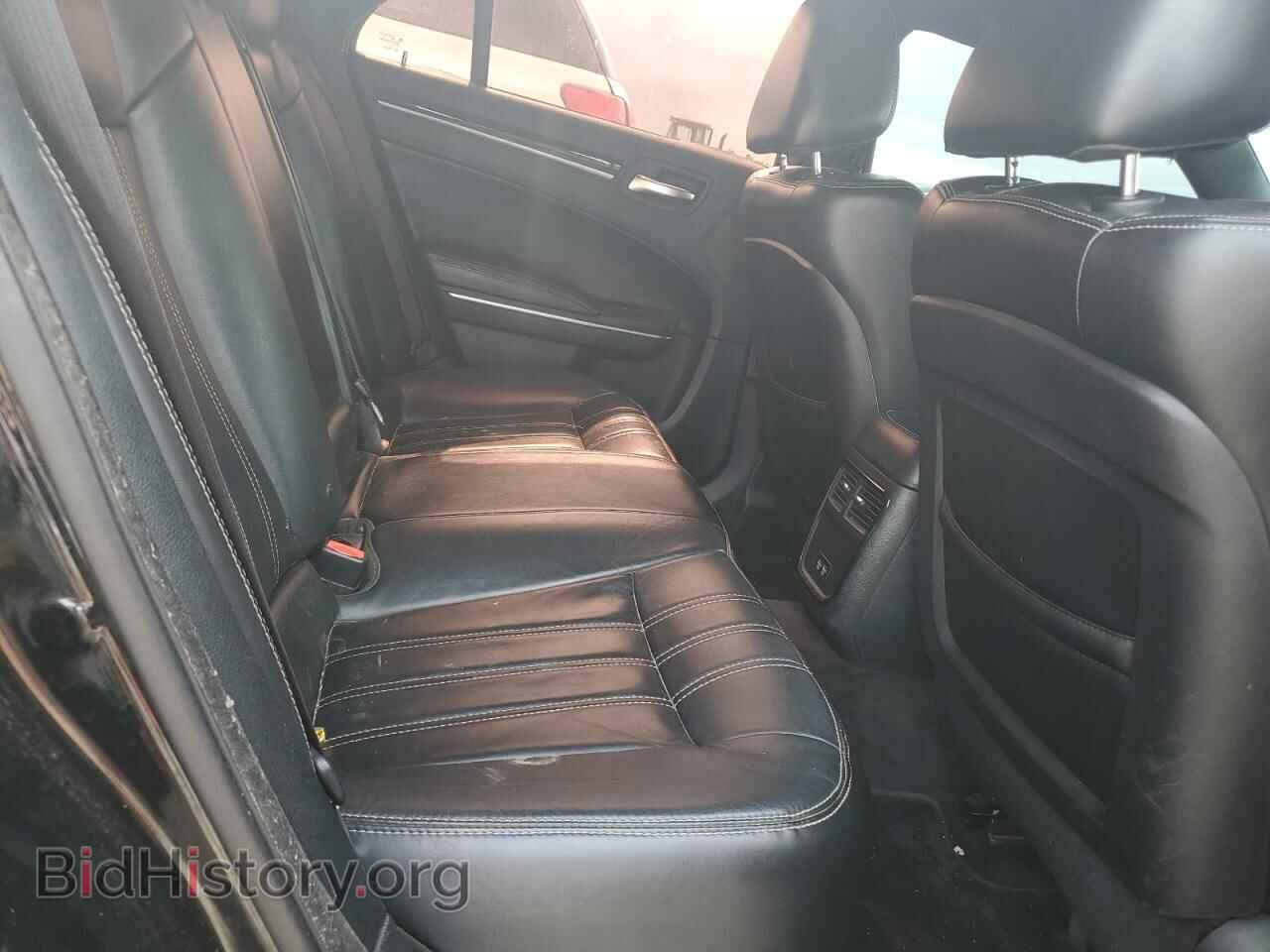 2017 CHRYSLER 300 - VIN: 2C3CCABG4HH662678 - Фото 10