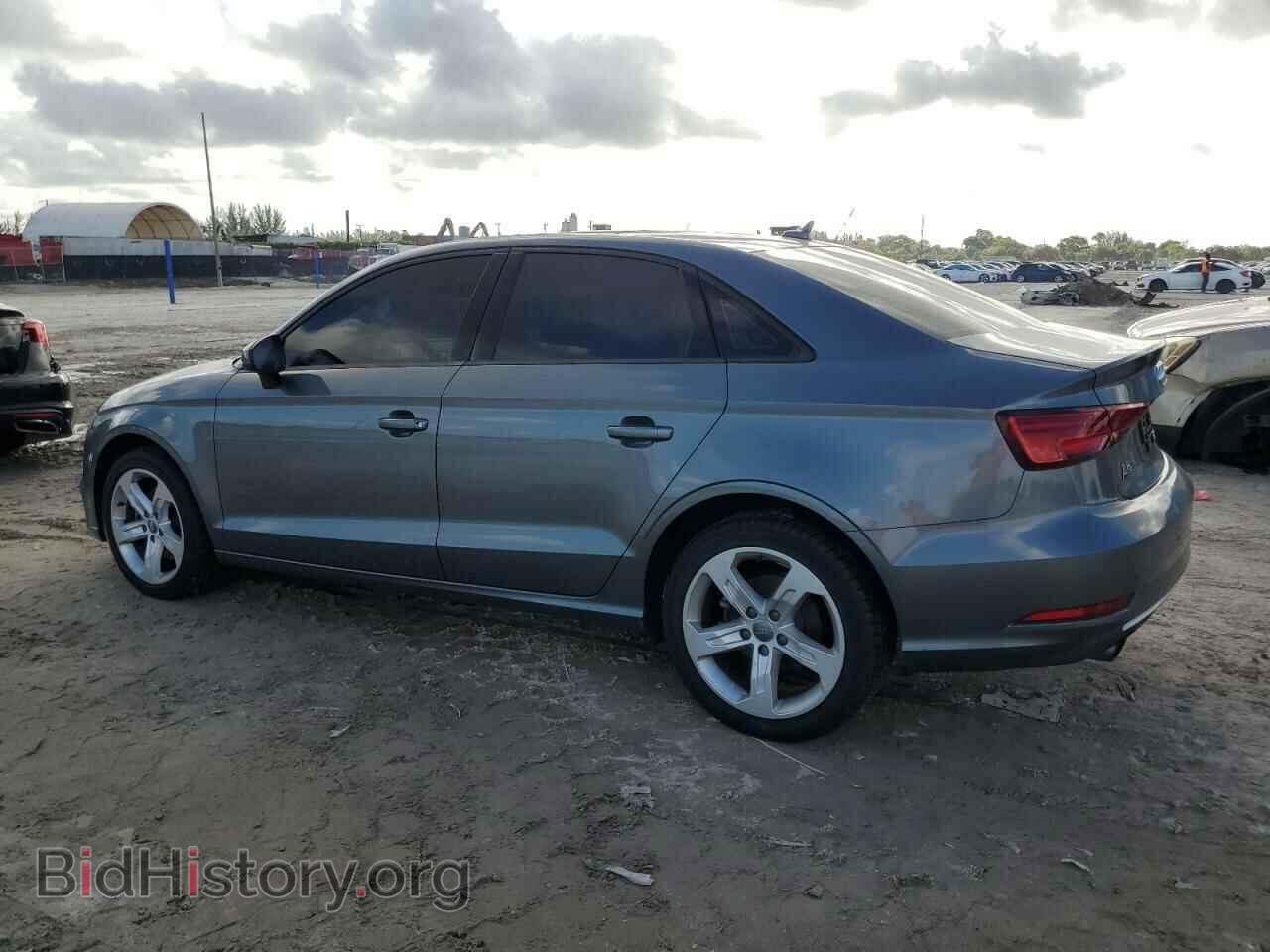 2018 AUDI A3 - VIN: WAUB8GFF1J1024063 - Фото 2
