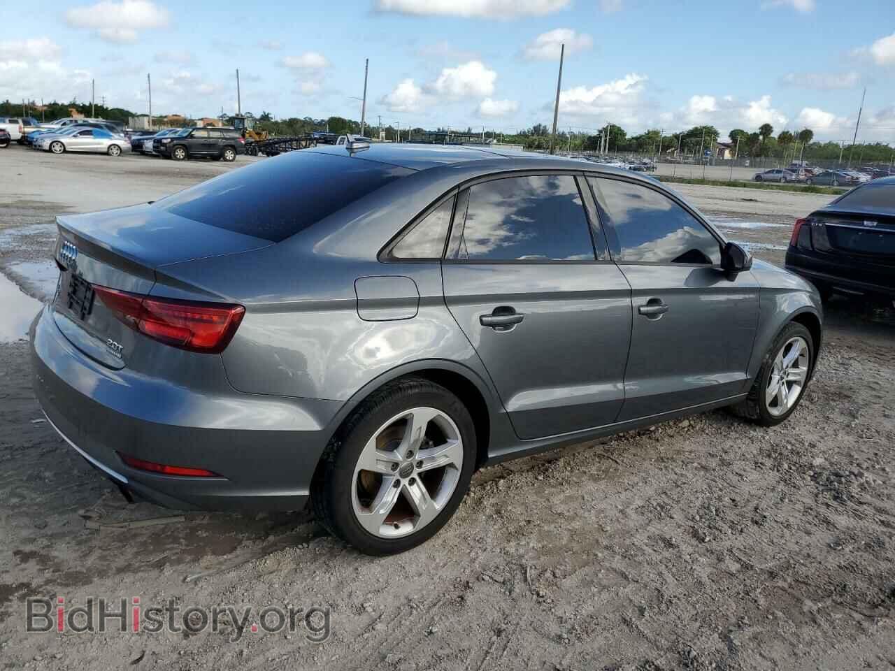 2018 AUDI A3 - VIN: WAUB8GFF1J1024063 - Фото 3
