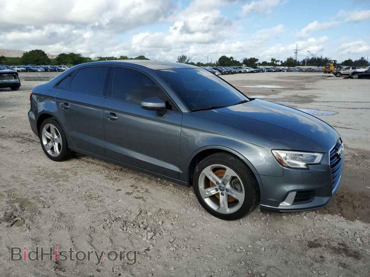 2018 AUDI A3 - VIN: WAUB8GFF1J1024063 - Фото 4