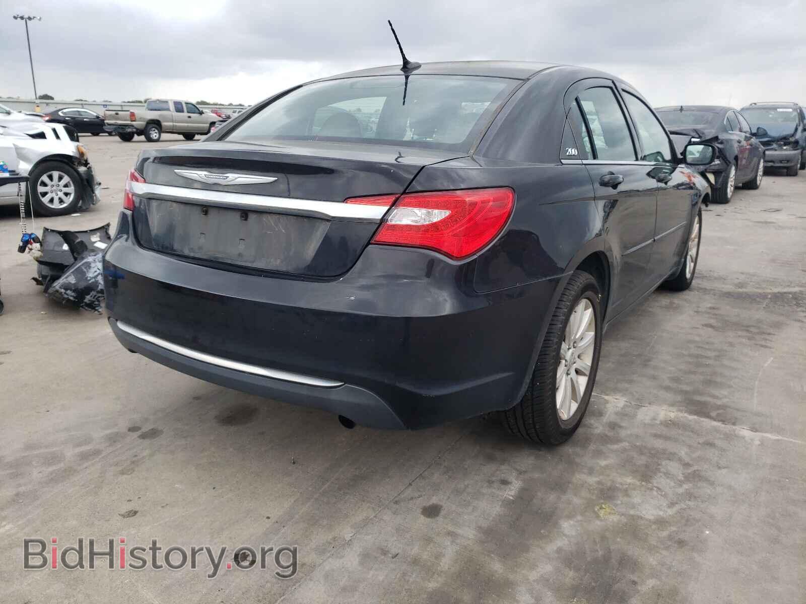 2012 CHRYSLER 200 - VIN: 1C3CCBBB9CN173932 - Фото 4