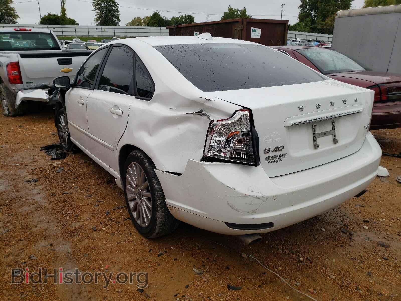 2011 VOLVO S40 - VIN: YV1672MS2B2546782 - Фото 3