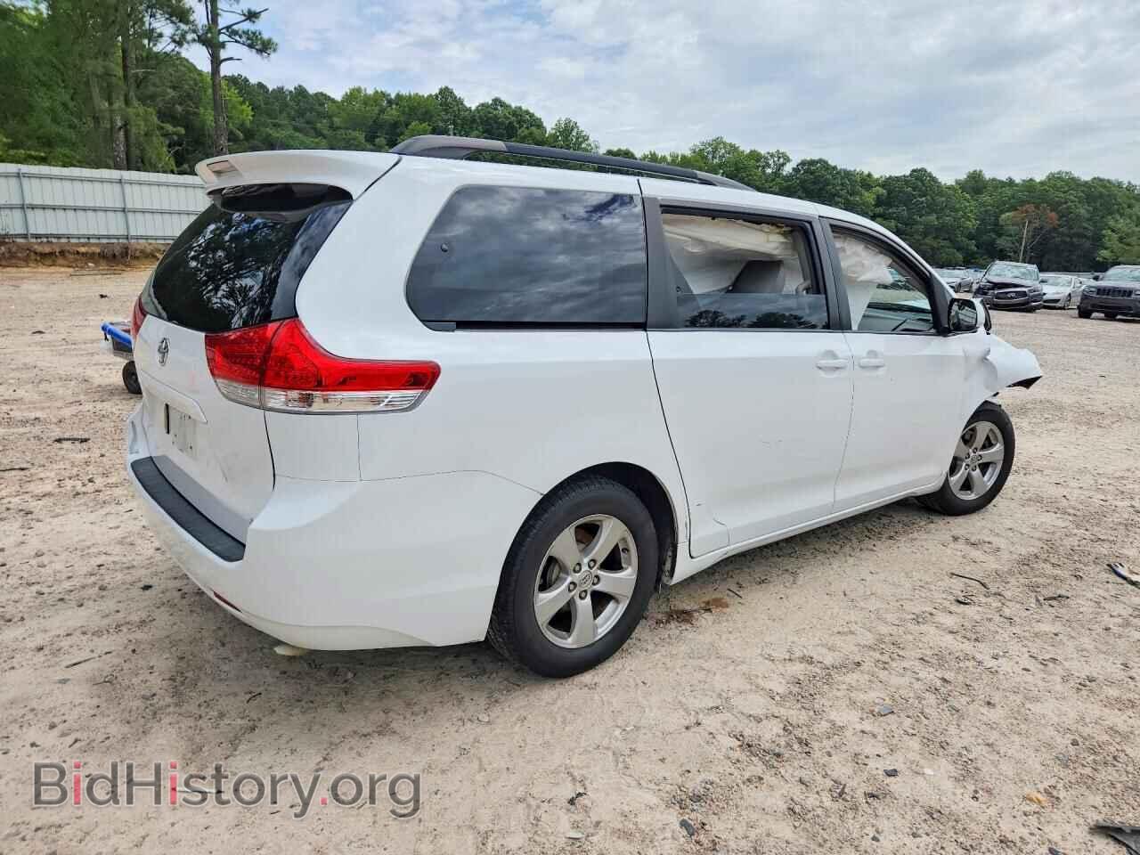 2014 TOYOTA SIENNA - VIN: 5TDKK3DC4ES503639 - Фото 3