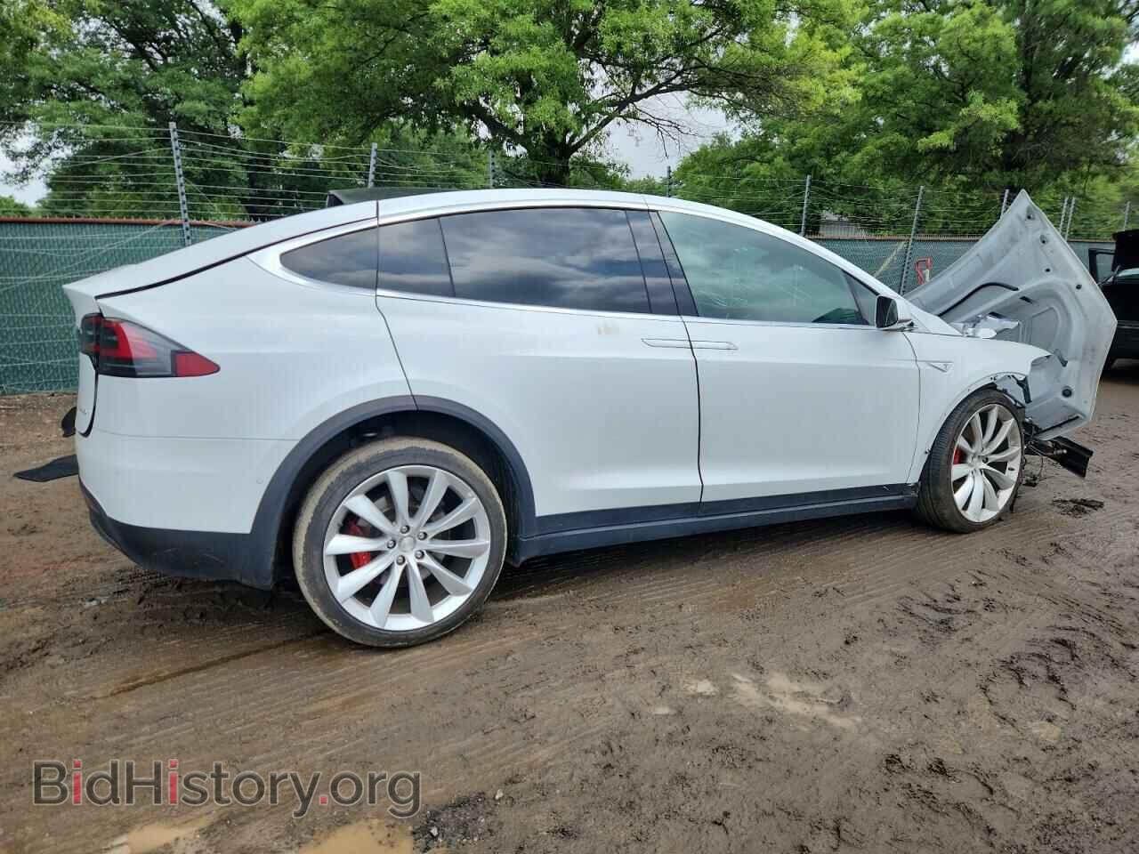 2016 TESLA MODEL X - VIN: 5YJXCBE45GFS00266 - Фото 3