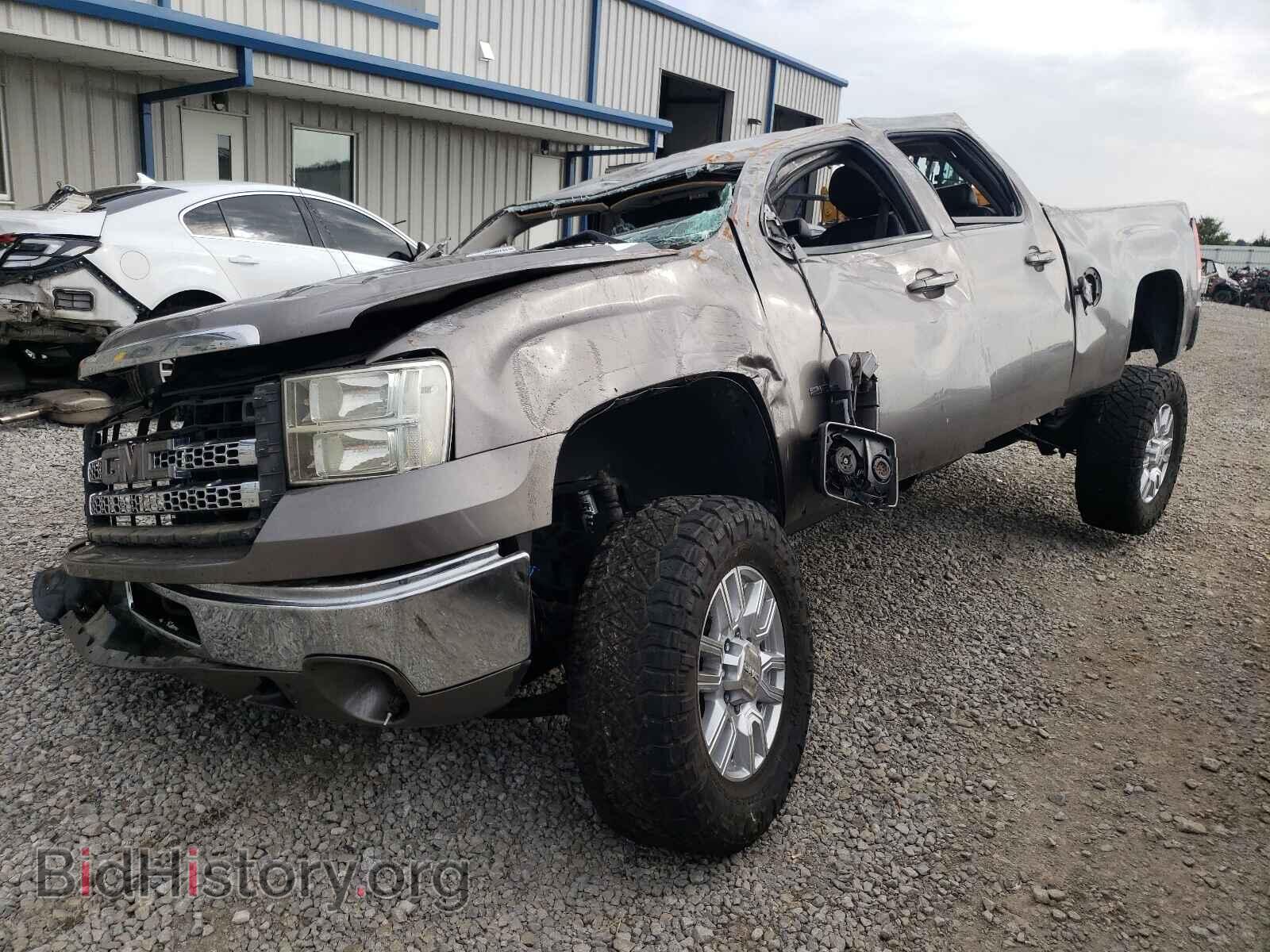 2012 GMC SIERRA - VIN: 1GT121C85CF206616 - Фото 2